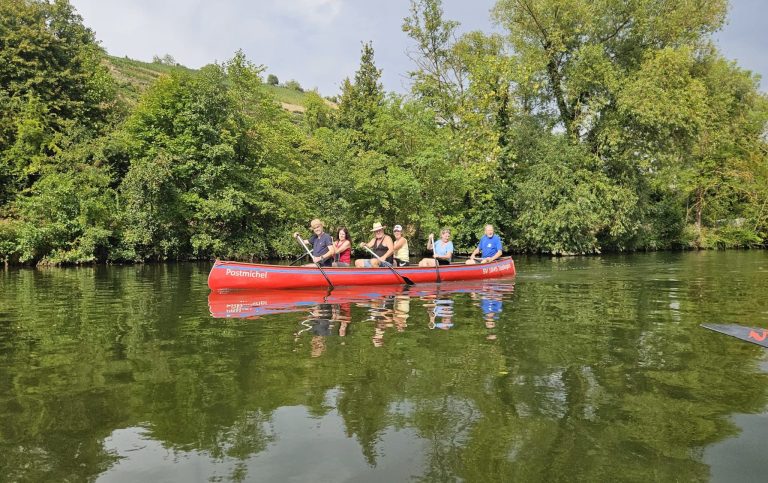 Kanufahrt auf dem Neckar