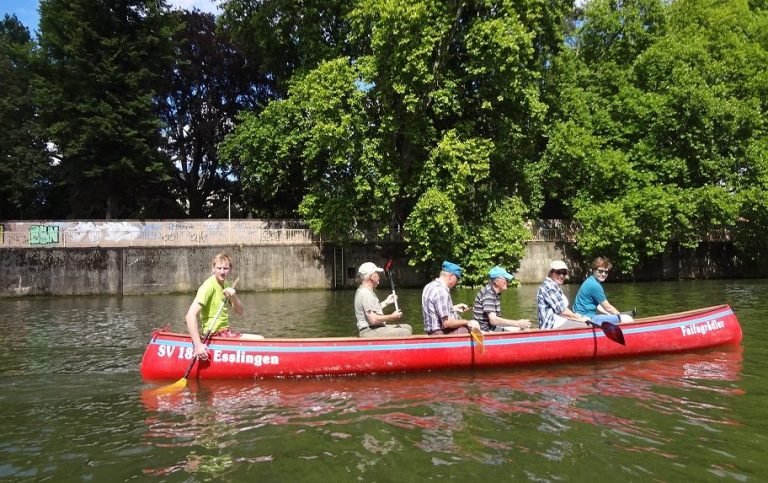 Kanufahrt auf dem Neckar
